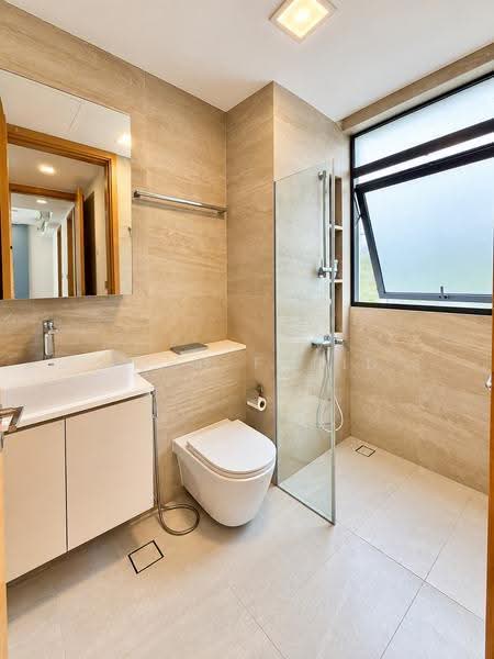 Hedges Park Condominium, Flora drive, Changi Airport / Changi Village, 3 Bedrooms, 1,076 sqft, Condominium For Sale, by MOHD FARID, 500276574 - Bathroom - PropertyGuru.com.sg