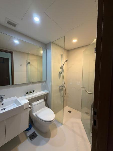 The Topiary, 13 Fernvale Lane, Seletar / Yio Chu Kang, Studio, 190 sqft, Condominium For Rent, by Dean Kam, 500276582 - Bathroom - PropertyGuru.com.sg