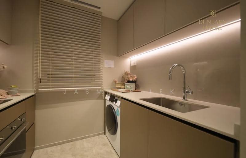 Dunearn House, 764 Dunearn Road, Newton / Novena, 2 Bedrooms, 678 sqft, Condominium For Sale, by Jasmine Lek, 500276586 - PropertyGuru.com.sg