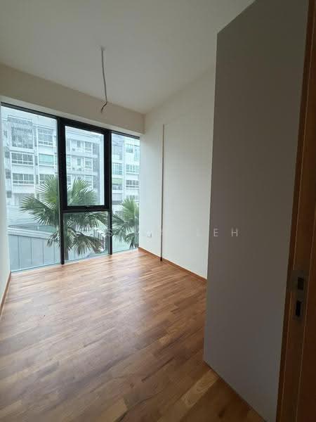 The Shorefront, 165A Jln. Loyang Besar, Changi Airport / Changi Village, 2 Bedrooms, 818 sqft, Apartment For Sale, by Ros Salleh, 500276594 - PropertyGuru.com.sg