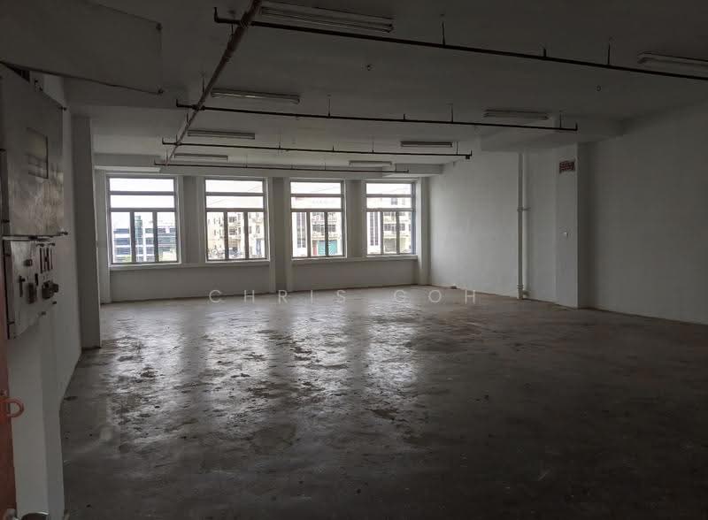 Carpentry workshop hardware warehouse for sale, Eunos / Geylang / Paya Lebar, 1,518 sqft, Factory / Workshop (B2) For Sale, by Chris Goh, 500276599 - Interior - CommercialGuru.com.sg