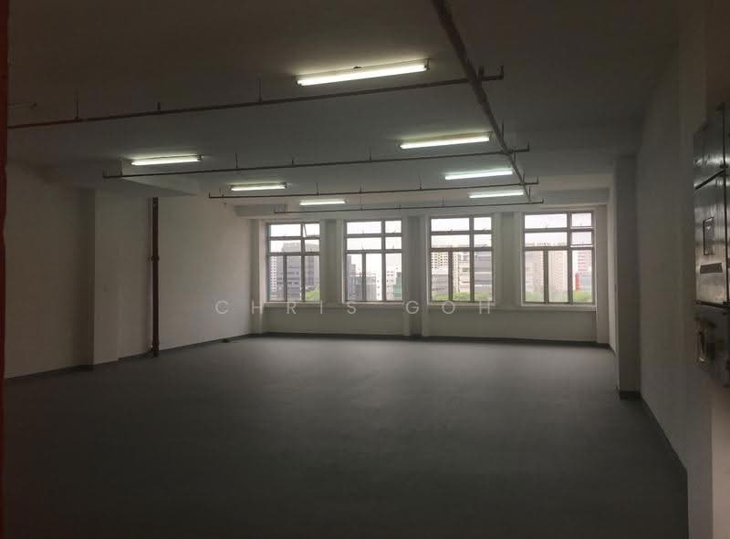 Carpentry workshop hardware warehouse for sale, Eunos / Geylang / Paya Lebar, 1,518 sqft, Factory / Workshop (B2) For Sale, by Chris Goh, 500276599 - Interior - CommercialGuru.com.sg