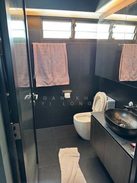 170B Punggol Field, 170B Punggol Field, Hougang / Punggol / Sengkang, 3 Bedrooms, 990 sqft, HDB Flat For Rent, by Kegan Khoo Yi Long, 500276603 - Bathroom - PropertyGuru.com.sg
