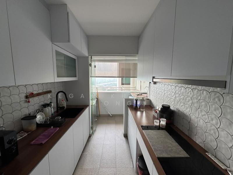 170B Punggol Field, 170B Punggol Field, Hougang / Punggol / Sengkang, 3 Bedrooms, 990 sqft, HDB Flat For Rent, by Kegan Khoo Yi Long, 500276603 - Kitchen - PropertyGuru.com.sg