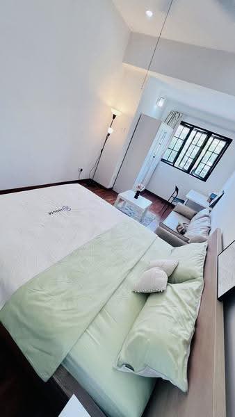 458026, Eunos / Geylang / Paya Lebar, Room Rental, 100 sqft, Walk-up Apartment For Rent, by ling, 500276604 - Bedroom - PropertyGuru.com.sg