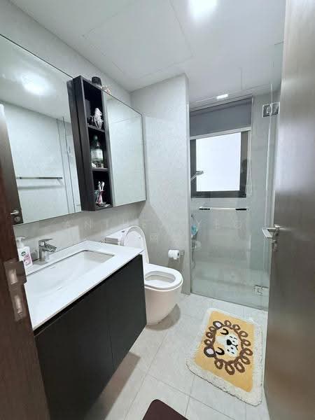 iNz Residence, 60 Choa Chu Kang Avenue 5, Dairy Farm / Bukit Panjang / Choa Chu Kang, 3 Bedrooms, 1,066 sqft, Condominium For Rent, by Anthea Yeo 杨丽娇, 500276609 - Bathroom - PropertyGuru.com.sg
