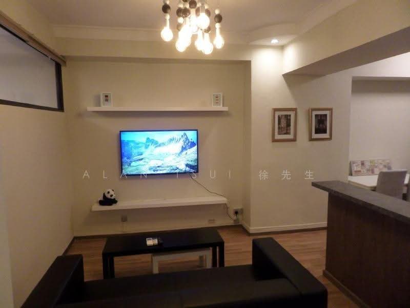International Plaza, 10 Anson Road, Chinatown / Tanjong Pagar, Room Rental, 200 sqft, Apartment For Rent, by Alan Tsui 徐先生, 500276616 - Living Room - PropertyGuru.com.sg