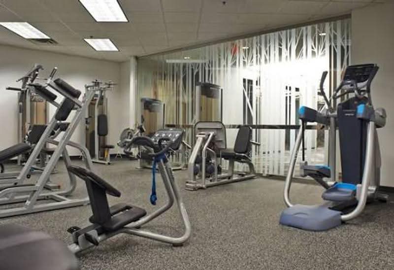 International Plaza, 10 Anson Road, Chinatown / Tanjong Pagar, Room Rental, 200 sqft, Apartment For Rent, by Alan Tsui 徐先生, 500276616 - Gym - PropertyGuru.com.sg