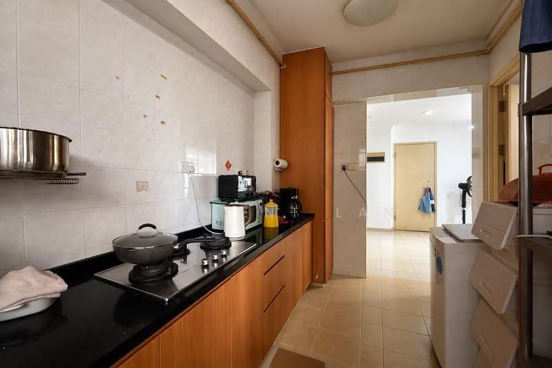981A Buangkok Crescent, 981A Buangkok Crescent, Hougang / Punggol / Sengkang, 3 Bedrooms, 969 sqft, HDB Flat For Sale, by Clement Lan, 500276617 - Kitchen - PropertyGuru.com.sg