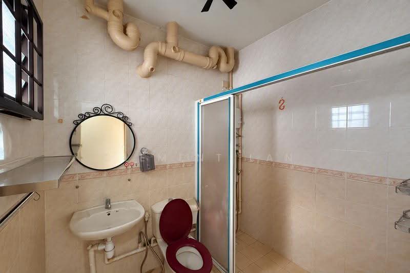 981A Buangkok Crescent, 981A Buangkok Crescent, Hougang / Punggol / Sengkang, 3 Bedrooms, 969 sqft, HDB Flat For Sale, by Clement Lan, 500276617 - Bathroom - PropertyGuru.com.sg