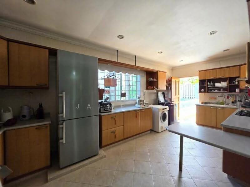 Lucky View, Bedok / Upper East Coast, 5 Bedrooms, 4,000 sqft, Semi-Detached House For Sale, by Jaime Lim, 500276620 - Kitchen - PropertyGuru.com.sg