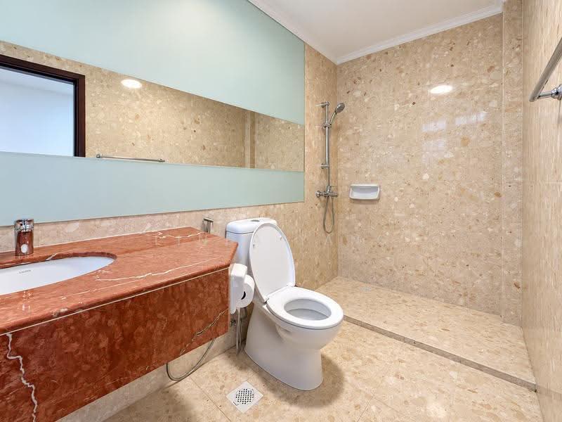 Almond Avenue, Almond Avenue, Dairy Farm / Bukit Panjang / Choa Chu Kang, 5 Bedrooms, 5,933 sqft, Semi-Detached House For Sale, by Linda Yang, 500276642 - Bathroom - PropertyGuru.com.sg
