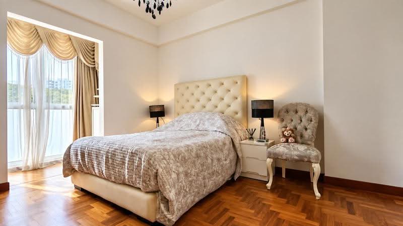 Cashew Crescent, Cashew Crescent, Dairy Farm / Bukit Panjang / Choa Chu Kang, 5 Bedrooms, 3,800 sqft, Terraced House For Sale, by Ailsa Ang, 500276644 - Junior Master Bedroom - PropertyGuru.com.sg