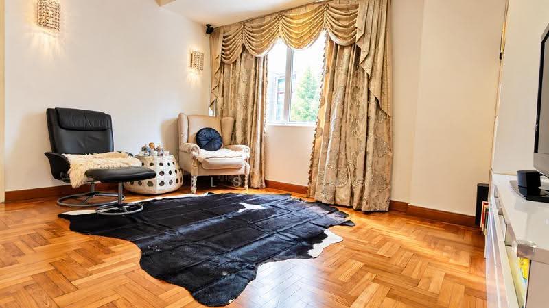 Cashew Crescent, Cashew Crescent, Dairy Farm / Bukit Panjang / Choa Chu Kang, 5 Bedrooms, 3,800 sqft, Terraced House For Sale, by Ailsa Ang, 500276644 - Family Area - PropertyGuru.com.sg