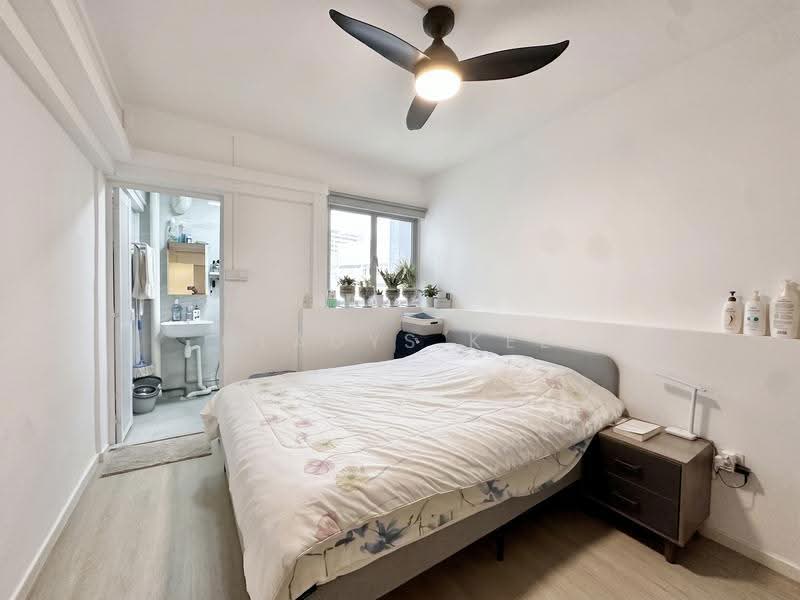 449 Clementi Avenue 3, 449 Clementi Avenue 3, Buona Vista / West Coast / Clementi New Town, 1 Bedroom, 350 sqft, HDB Flat For Rent, by Gladys Kee, 500276652 - Bedroom - PropertyGuru.com.sg