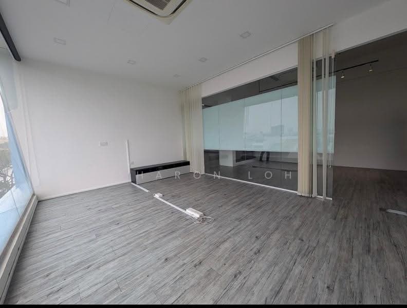 Tan Heng Lee Co, 1 1, Macpherson / Potong Pasir, 3,000 sqft, Light Industrial (B1) For Rent, by Ssharon Loh, 500276655 - CommercialGuru.com.sg