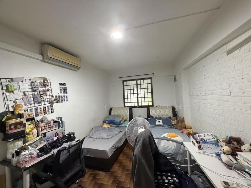 261 Jurong East Street 24, 261 Jurong East Street 24, Boon Lay / Jurong / Tuas, 2 Bedrooms, 732 sqft, HDB Flat For Sale, by Pristine Lim, 500276662 - Bedroom - PropertyGuru.com.sg