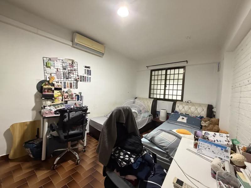 261 Jurong East Street 24, 261 Jurong East Street 24, Boon Lay / Jurong / Tuas, 2 Bedrooms, 732 sqft, HDB Flat For Sale, by Pristine Lim, 500276662 - Bedroom - PropertyGuru.com.sg