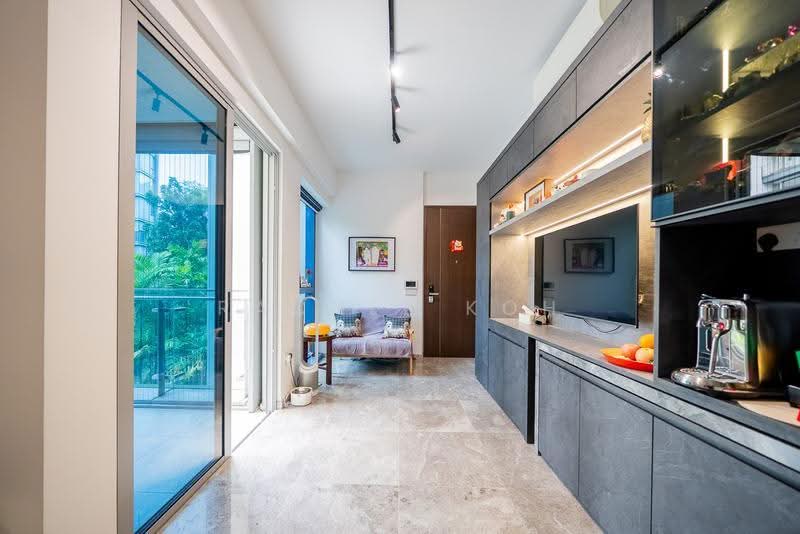 Wilshire Residences, 30 Farrer Road, Tanglin / Holland / Bukit Timah, 2 Bedrooms, 646 sqft, Condominium For Sale, by Rachel Koh, 500276665 - Living Room - PropertyGuru.com.sg