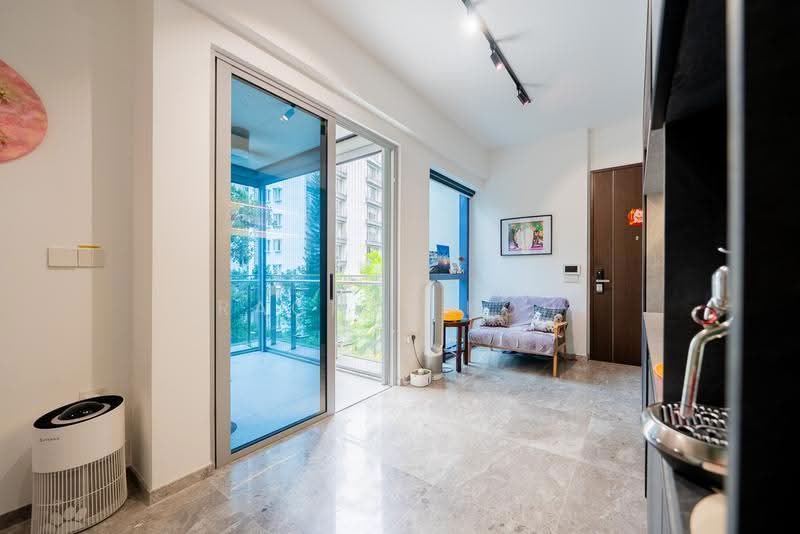 Wilshire Residences, 30 Farrer Road, Tanglin / Holland / Bukit Timah, 2 Bedrooms, 646 sqft, Condominium For Sale, by Rachel Koh, 500276665 - Living Room - PropertyGuru.com.sg