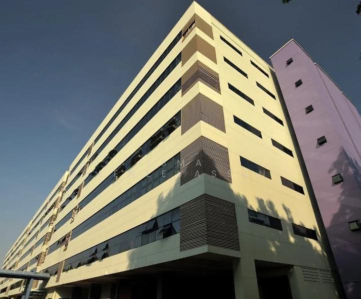 Loyang Industrial Estate, 41 Loyang Way, Changi Airport / Changi Village, 2,917 sqft, Factory / Workshop (B2) For Rent, by Isma Seeneevassen, 500276673 - Exterior - CommercialGuru.com.sg