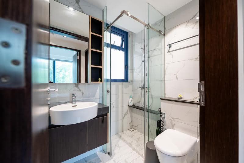 Wilshire Residences, 30 Farrer Road, Tanglin / Holland / Bukit Timah, 2 Bedrooms, 646 sqft, Condominium For Sale, by Lyndon Leong, 500276678 - Bathroom - PropertyGuru.com.sg