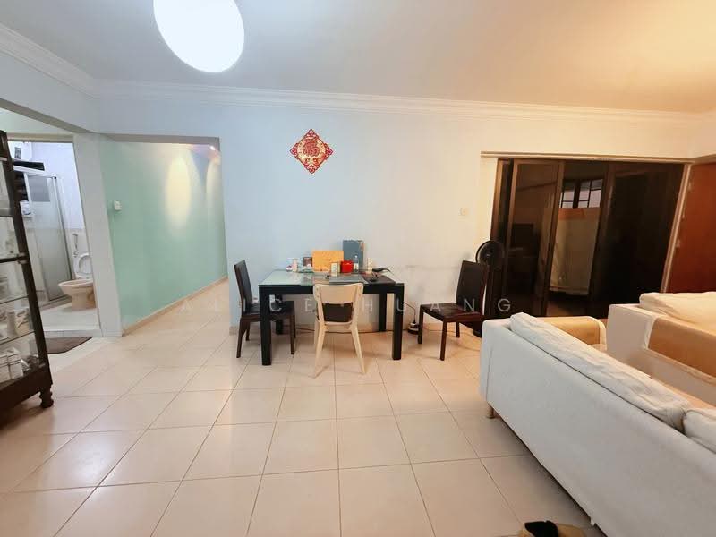 298A Compassvale Street, 298A Compassvale Street, Hougang / Punggol / Sengkang, 4 Bedrooms, 1,227 sqft, HDB Flat For Sale, by Alice Huang, 500276682 - Living Room - PropertyGuru.com.sg