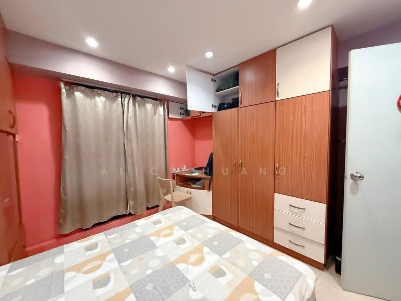 298A Compassvale Street, 298A Compassvale Street, Hougang / Punggol / Sengkang, 4 Bedrooms, 1,227 sqft, HDB Flat For Sale, by Alice Huang, 500276682 - Bedroom - PropertyGuru.com.sg