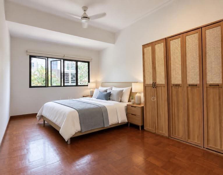 Double storey semi-detached house off Sixth Ave, with spacious garden, Ming Teck Park, Tanglin / Holland / Bukit Timah, 4 Bedrooms, 2,500 sqft, Semi-Detached House For Rent, by Ivan Chong, 500276683 - Master Bedroom, with wardrobes - PropertyGuru.com.sg