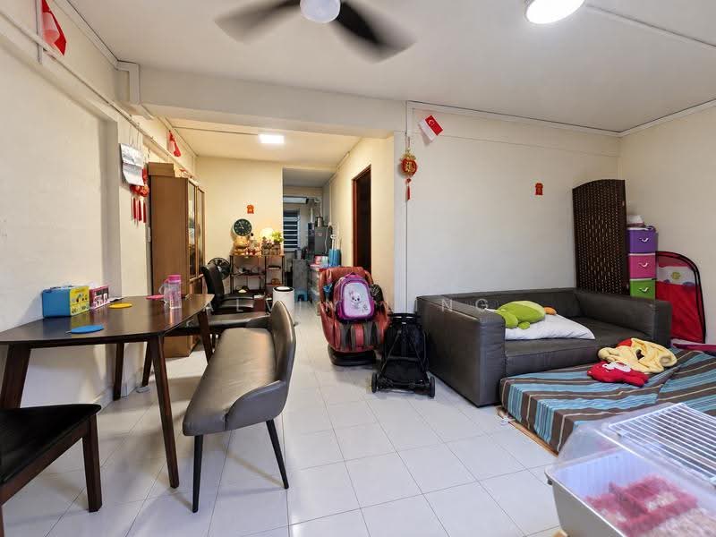 16 Marsiling Lane, 16 Marsiling Lane, Admiralty / Woodlands, 1 Bedroom, 484 sqft, HDB Flat For Sale, by Alvin Ling, 500276722 - Living Room - PropertyGuru.com.sg