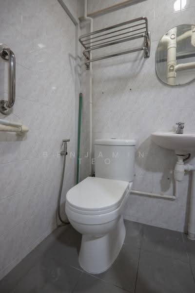 9 Jalan Batu, 9 Jalan Batu, East Coast / Marine Parade, 1 Bedroom, 513 sqft, HDB Flat For Rent, by Benjamin Teo, 500276724 - Bathroom - PropertyGuru.com.sg