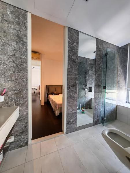 The Oliv @ Balmoral, 11C Balmoral Road, Tanglin / Holland / Bukit Timah, 4 Bedrooms, 3,337 sqft, Apartment For Sale, by Vivian Song, 500276739 - Bathroom - PropertyGuru.com.sg
