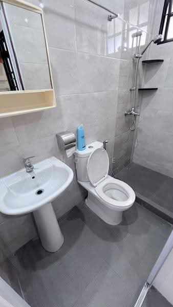 458026, Eunos / Geylang / Paya Lebar, Room Rental, 100 sqft, Walk-up Apartment For Rent, by ling, 500276744 - Bathroom - PropertyGuru.com.sg