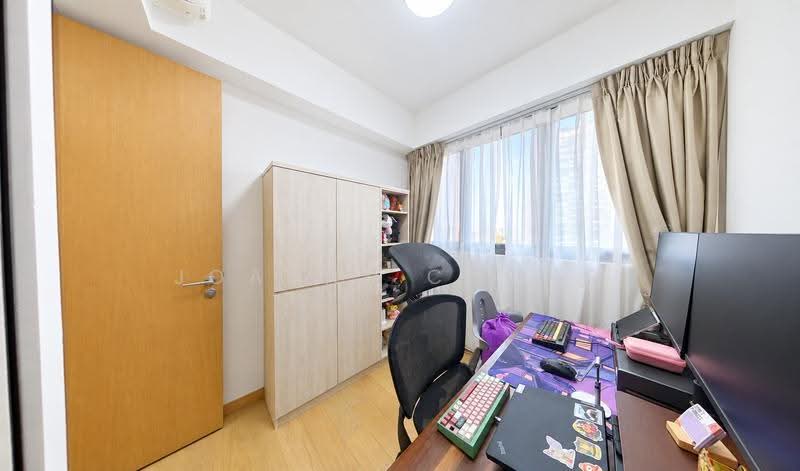 Midwood, 8 Hillview Rise, Dairy Farm / Bukit Panjang / Choa Chu Kang, 2 Bedrooms, 700 sqft, Condominium For Sale, by Joanne Chong, 500276777 - Common Bedroom - PropertyGuru.com.sg