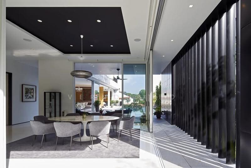 Magazine-Featured Architectural Bungalow in Trevose / Dunearn / Kheam Hock vicinity, Newton / Novena, 6 Bedrooms, 8,803 sqft, Bungalow House For Sale, by Vernon Teo, 500276789 - Dining Room - PropertyGuru.com.sg