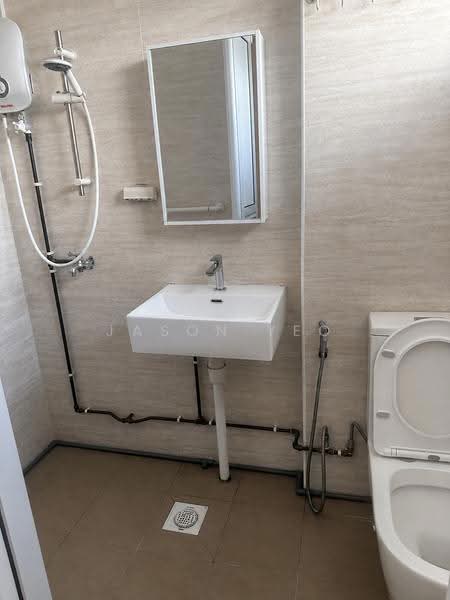 839 Yishun Street 81, 839 Yishun Street 81, Sembawang / Yishun, Room Rental, 150 sqft, HDB Flat For Rent, by Jason Yeo, 500276792 - Bathroom - PropertyGuru.com.sg