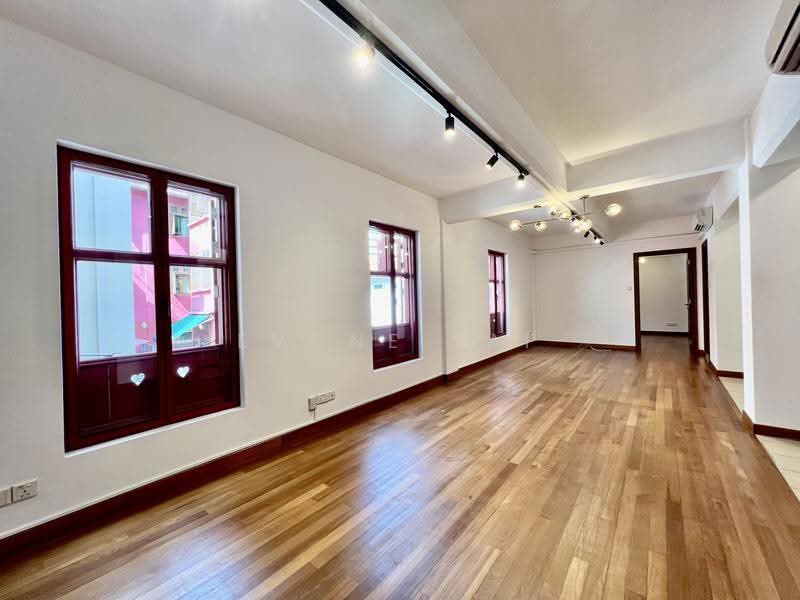 Rare Chinatown Heritage Home -5 mins to MRT, Chinatown / Tanjong Pagar, 2 Bedrooms, 995 sqft, Apartment For Rent, by Evone Yap, 500276794 - Interior - PropertyGuru.com.sg