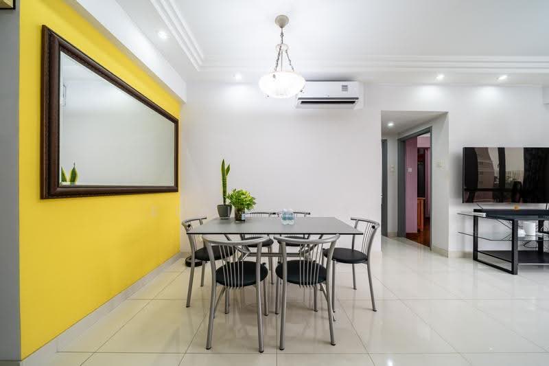 Castle Green, 483 Yio Chu Kang Road, Mandai / Upper Thomson, 2 Bedrooms, 947 sqft, Condominium For Sale, by Eunice Lam, 500276795 - Dining Room - PropertyGuru.com.sg