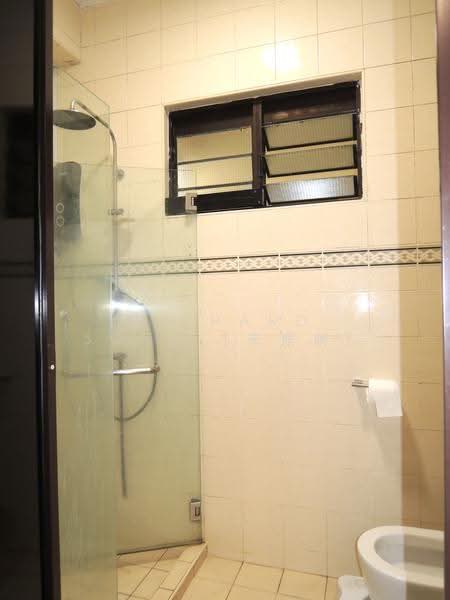 681 Choa Chu Kang Crescent, 681 Choa Chu Kang Crescent, Dairy Farm / Bukit Panjang / Choa Chu Kang, 3 Bedrooms, 1,108 sqft, HDB Flat For Sale, by Richard Song (宋振明), 500276798 - Bathroom - PropertyGuru.com.sg