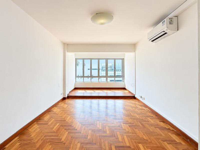 Centrepoint, 176A Orchard Road, Orchard / River Valley, 2 Bedrooms, 1,119 sqft, Apartment For Rent, by Lin Liling, 500276799 - Bedroom - PropertyGuru.com.sg