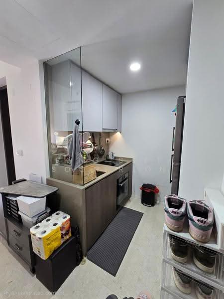 Avenue South Residence, 13 Silat Avenue, Alexandra / Commonwealth, 2 Bedrooms, 689 sqft, Condominium For Sale, by Sing Seet Soon Reon, 500276803 - Kitchen - PropertyGuru.com.sg