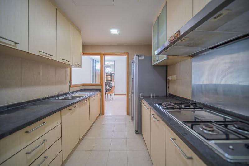 The Quintet, 38 Choa Chu Kang Street, Dairy Farm / Bukit Panjang / Choa Chu Kang, 3 Bedrooms, 1,270 sqft, Condominium For Sale, by Ray Peh, 500276806 - Kitchen - PropertyGuru.com.sg