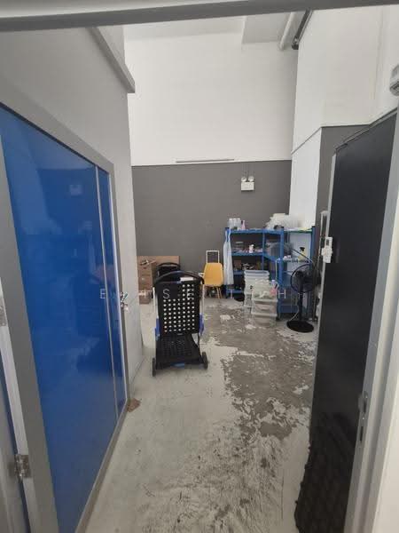 Oxley BizHub, 61 Ubi Road 1, Eunos / Geylang / Paya Lebar, 958 sqft, Light Industrial (B1) For Rent, by Elise Toh, 500276807 - Interior - CommercialGuru.com.sg