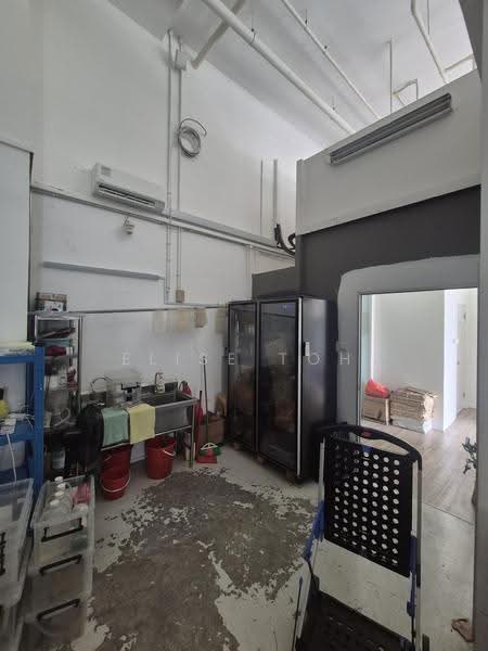 Oxley BizHub, 61 Ubi Road 1, Eunos / Geylang / Paya Lebar, 958 sqft, Light Industrial (B1) For Rent, by Elise Toh, 500276807 - Interior - CommercialGuru.com.sg