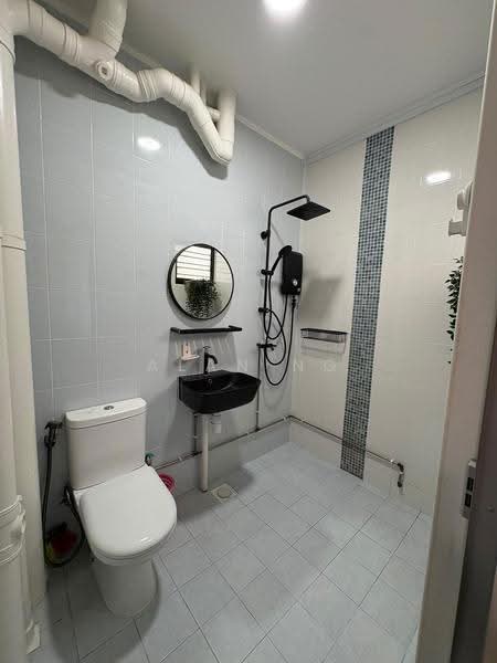 438 Tampines Street 43, 438 Tampines Street 43, Pasir Ris / Tampines, 2 Bedrooms, 797 sqft, HDB Flat For Rent, by Alan Ng, 500276815 - Bathroom - PropertyGuru.com.sg