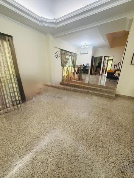 Serangoon Garden Estate, Cooling Close, Hougang / Punggol / Sengkang, 5 Bedrooms, 2,800 sqft, Semi-Detached House For Sale, by Keith Tan, 500276819 - Living Room - PropertyGuru.com.sg