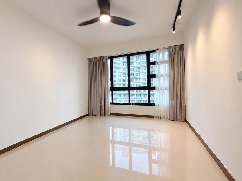 402A Fernvale Lane, 402A Fernvale Lane, Hougang / Punggol / Sengkang, 3 Bedrooms, 1,001 sqft, HDB Flat For Sale, by Seah Jian Ling, 500276820 - Living Room - PropertyGuru.com.sg