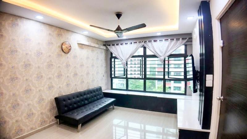 932A Hougang Avenue 9, 932A Hougang Avenue 9, Hougang / Punggol / Sengkang, 3 Bedrooms, 990 sqft, HDB Flat For Sale, by Syed Nasir, 500276823 - Living Room - PropertyGuru.com.sg