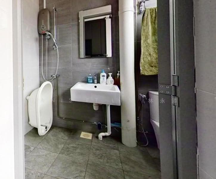 102 Pasir Ris Street 12, 102 102, Pasir Ris / Tampines, 3 Bedrooms, 1,119 sqft, HDB Flat For Sale, by Danis ET Lim 林永添, 500276831 - PropertyGuru.com.sg