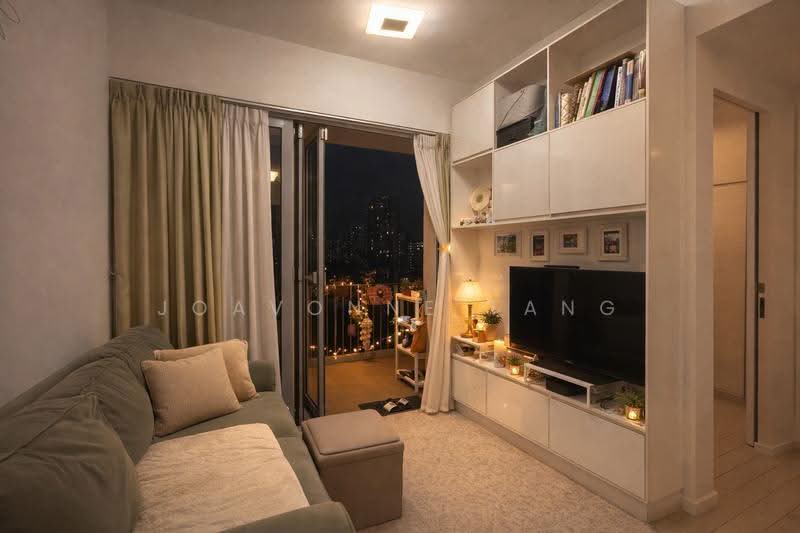 Okio, 262 BALESTIER ROAD, Balestier / Toa Payoh, 2 Bedrooms, 592 sqft, Condominium For Rent, by Joavonne Tang, 500276840 - Living Room - PropertyGuru.com.sg